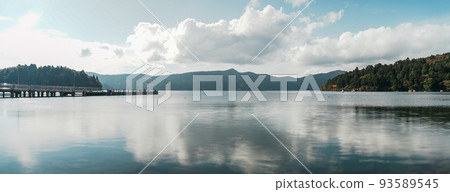 Lake Ashinoko 93589545