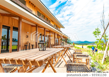 summer vision 93591130