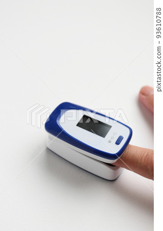 New corona pulse oximeter New corona pulse oximeter 93610788