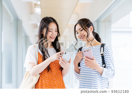校園女大學生 93612180