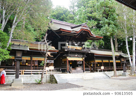 日本長野縣諏訪市神社諏訪大社下社 93613505