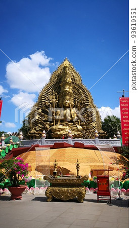 Don't miss it! Sightseeing spots in Ho Chi Minh City, Vietnam: Vietnamese cuisine, pink churches, bizarre heritage sites, night views Don't miss it! Sightseeing spots in Ho Chi Minh City, Vietnam: Vietnamese cuisine, pink churches, bizarre heritage sites, night views 93619551