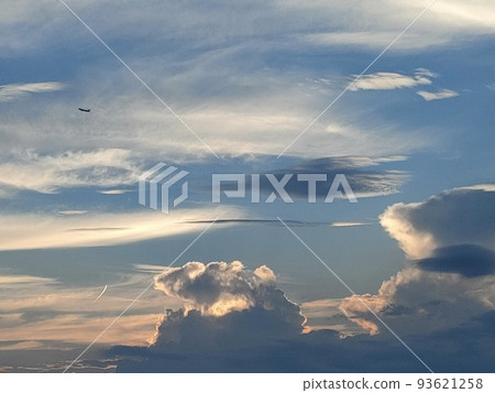 The sky, clouds, planes, and contrails The sky, clouds, planes, and contrails 93621258
