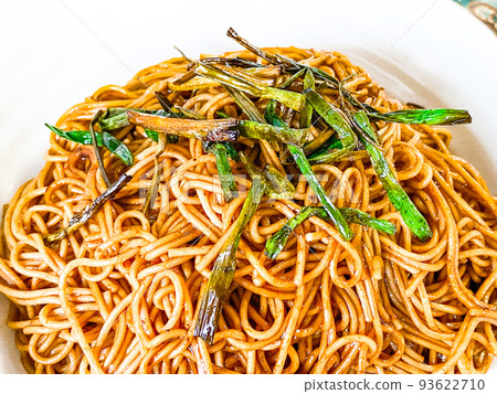 中國上海菜，蔥油拌麵（蔥油拌蕎麥麵） 93622710