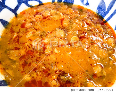 Indian food, dal curry (chickpea curry) Indian food, dal curry (chickpea curry) 93622994