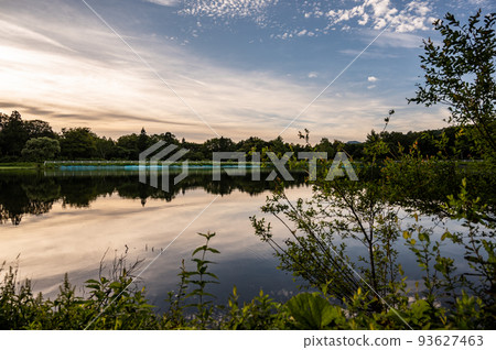 蘇塔卡湖晨光倒影 蘇塔卡湖晨光倒影 93627463