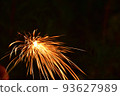 火花之舞 93627989