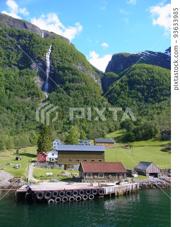 Norway's World Heritage fjords on the Bergen Express and Flåm Railway 93633985
