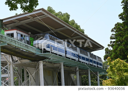 Higashiyama Zoo Sky View Train platform 93640036