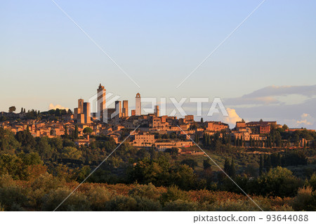 San Gimignano, UNESCO site, Tuscany, Italy 93644088