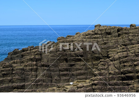 Shiotawaraiwa Rock, Shonai, Yamagata Prefecture Shiotawaraiwa Rock, Shonai, Yamagata Prefecture 93646956