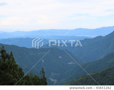 從三峰神社/奧宮Yohaiden看山 93651262