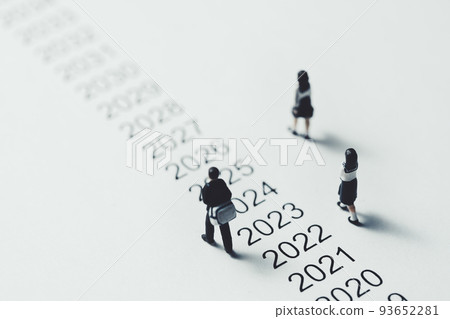Miniature students and chronology Miniature students and chronology 93652281