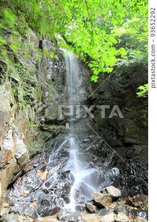 Tenri no Momoo Waterfall 93652292
