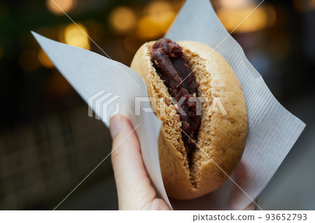 紅豆沙蕎麥麵包 93652793