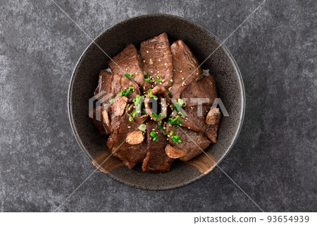 牛肉kalbi烤肉碗② 93654939