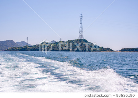 A panoramic view of Okunoshima seen from a boat Japan's tallest power transmission tower Tadanoumi-cho, Takehara City, Hiroshima Prefecture A panoramic view of Okunoshima seen from a boat Japan's tallest power transmission tower Tadanoumi-cho, Takehara City, Hiroshima Prefecture 93656190
