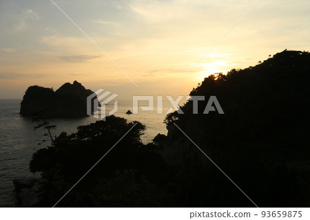 溫泉小鎮的夕陽 溫泉小鎮的夕陽 93659875