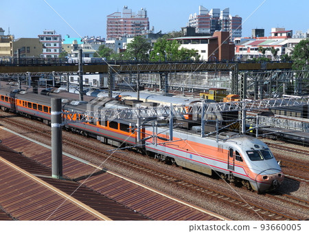 Changhua Station (Taiwan) where the Ziqiang train stops 93660005
