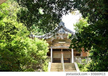 Ubuyu Hachiman Shrine [Hidaka-cho, Hidaka-gun, Wakayama Prefecture] 93660413