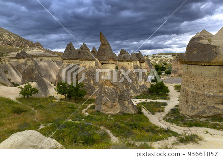 rose valley in goreme, turkey 93661057