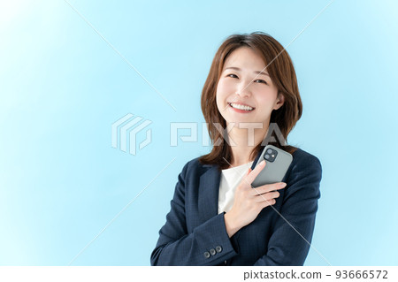 女商人智慧型手機 93666572