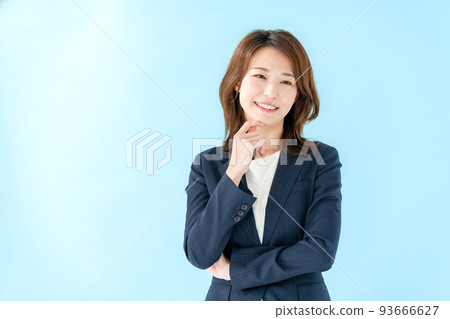 藍背女商人 93666627