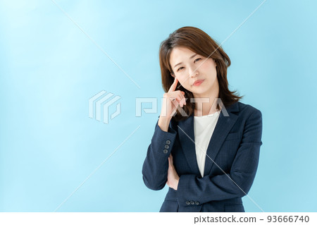 Business Worried Woman Blue Back 93666740