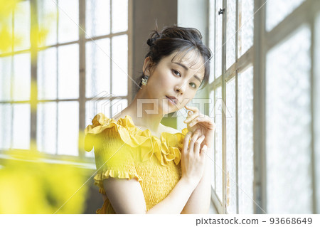 Young lady portrait Young lady portrait 93668649