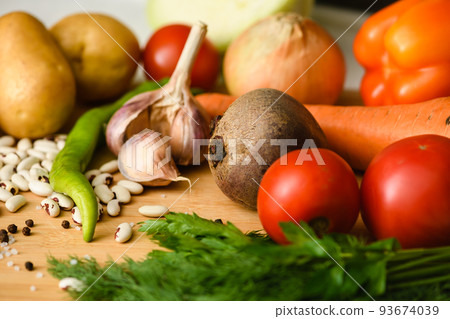 Ingredients for cooking the national Ukrainian dish - borscht. 93674039
