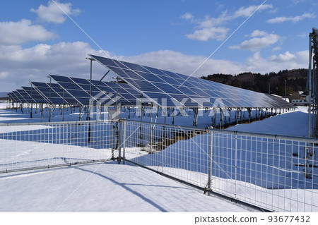 Solar cell power plant in snowy country 93677432