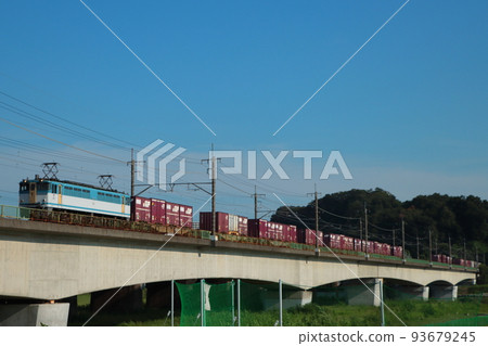Freight train hauled by EF65-2127 running on the JR Musashino Line_2022/8/9 Freight train hauled by EF65-2127 running on the JR Musashino Line_2022/8/9 93679245