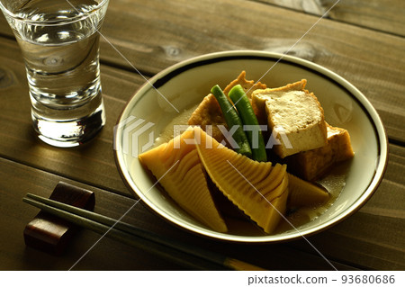 模擬竹筍配油炸豆腐 93680686