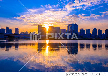 Skyscrapers and sunrise in Umeda, Osaka 93683196