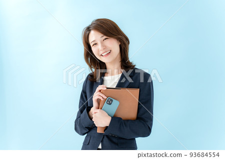 Business woman blue back 93684554
