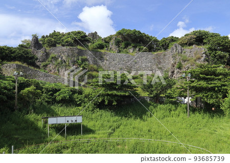 Agena Castle Ruins 沖繩城堡遺址,帶有鬥牛場,拍攝於 2022 年 8 月下旬 Agena Castle Ruins 沖繩城堡遺址,帶有鬥牛場,拍攝於 2022 年 8 月下旬 93685739