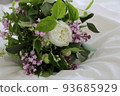 White rose bouquet 93685929
