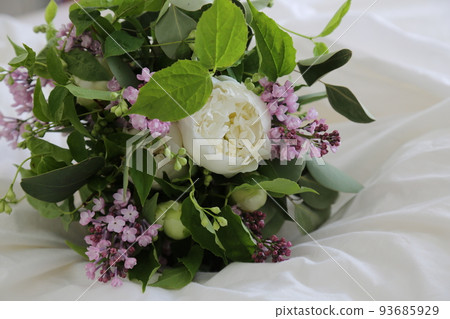 White rose bouquet White rose bouquet 93685929
