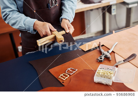 Artisan Measuring Leather Closeup 93686908