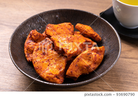 cracked red pepper rice cracker cracked red pepper rice cracker 93690790