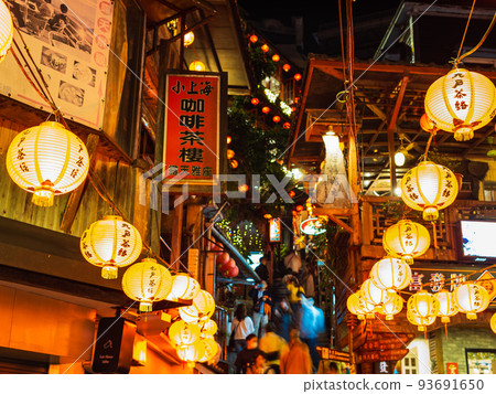 Jiufen, Taiwan *partially soft focus Jiufen, Taiwan *partially soft focus 93691650