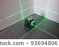 the laser level marks the lines for marking on the construction site 93694806