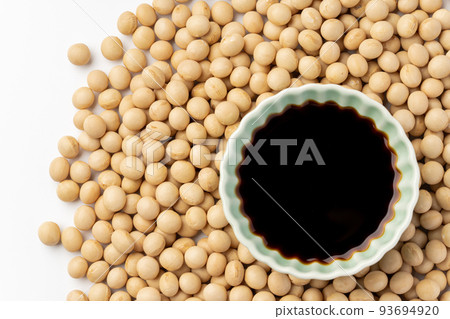 Soy and soybeans 93694920
