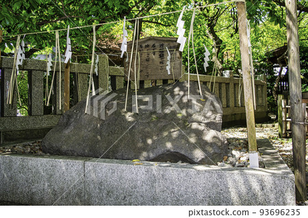 Ushitenjin, Kitano Shrine, Tokyo, Ushiishi associated with Minamoto no Yoritomo Ushitenjin, Kitano Shrine, Tokyo, Ushiishi associated with Minamoto no Yoritomo 93696235