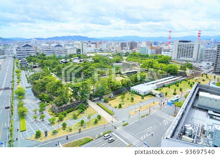 Takamatsu Castle Ruins and Kotoden Takamatsu Chikko Station (Kagawa Prefecture) Takamatsu Castle Ruins and Kotoden Takamatsu Chikko Station (Kagawa Prefecture) 93697540