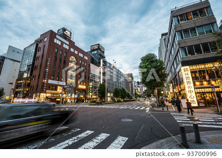 《愛知縣》名古屋市錦三丁目黃昏 93700996