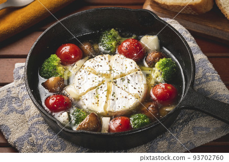 Camp Meal: Camembert Cheese Ajillo Made with a Skillet Camp Meal: Camembert Cheese Ajillo Made with a Skillet 93702760