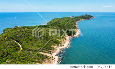Aerial view of remote islands where you can see the horizon Koh Samet, Thailand 93703512