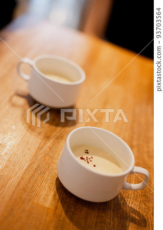 Hot soup 93703564