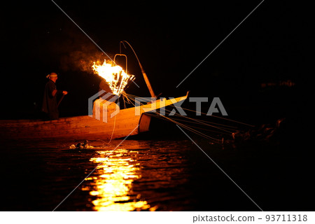 Cormorant boats and bonfires on the Nagara River Cormorant boats and bonfires on the Nagara River 93711318